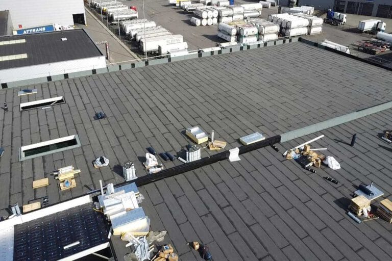 bitumen-dak-kleingebouw