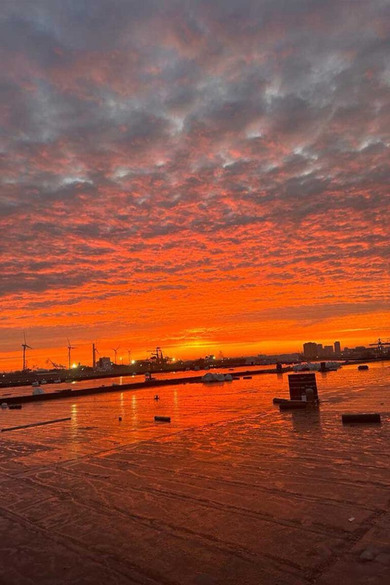 _bitumen-dak-zonsondergang